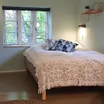 Hos Molsgaarden * Knebel