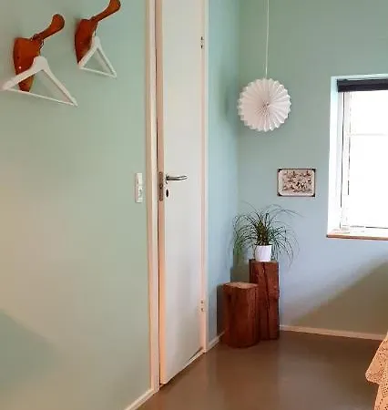 Hos Molsgaarden Bed & Breakfast *
