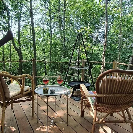Hos Molsgaarden Bed & Breakfast