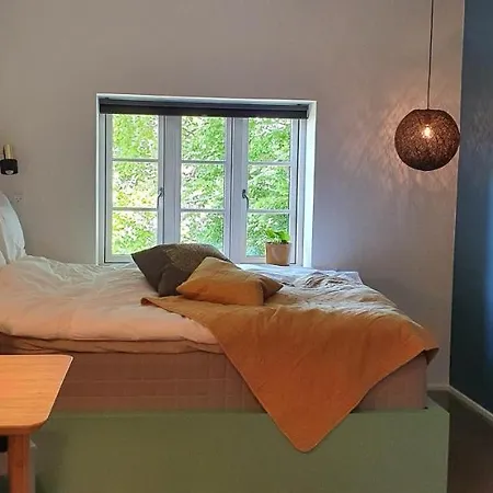 Bed & Breakfast Hos Molsgaarden *