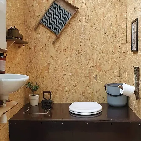 Hos Molsgaarden לינה וארוחת בוקר *