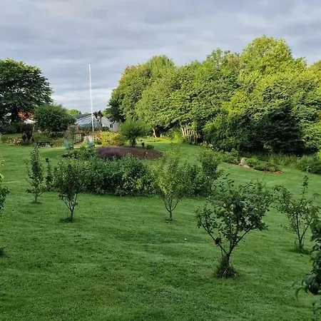 Hos Molsgaarden Knebel