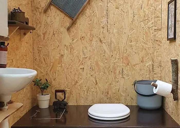 Hos Molsgaarden Bed & Breakfast *